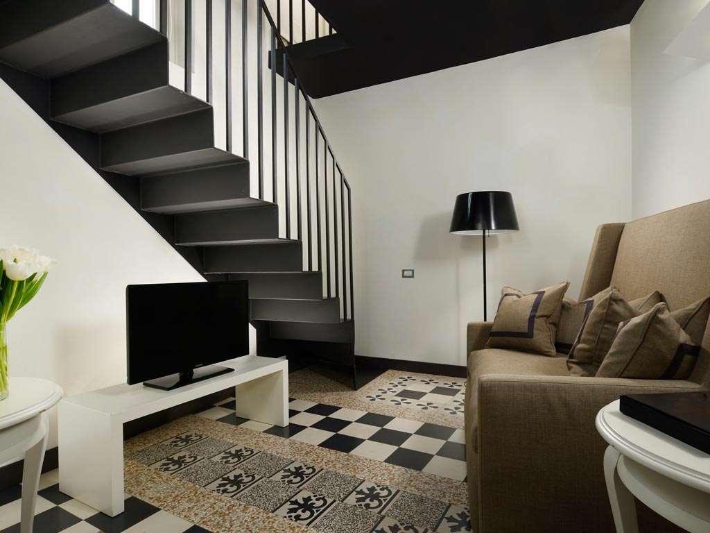 Universo - Wtb Hotel Florencia